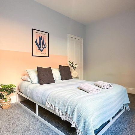 Stylish 3-Bedroom Home In Canterbury City-Centre - Superb Location! Экстерьер фото