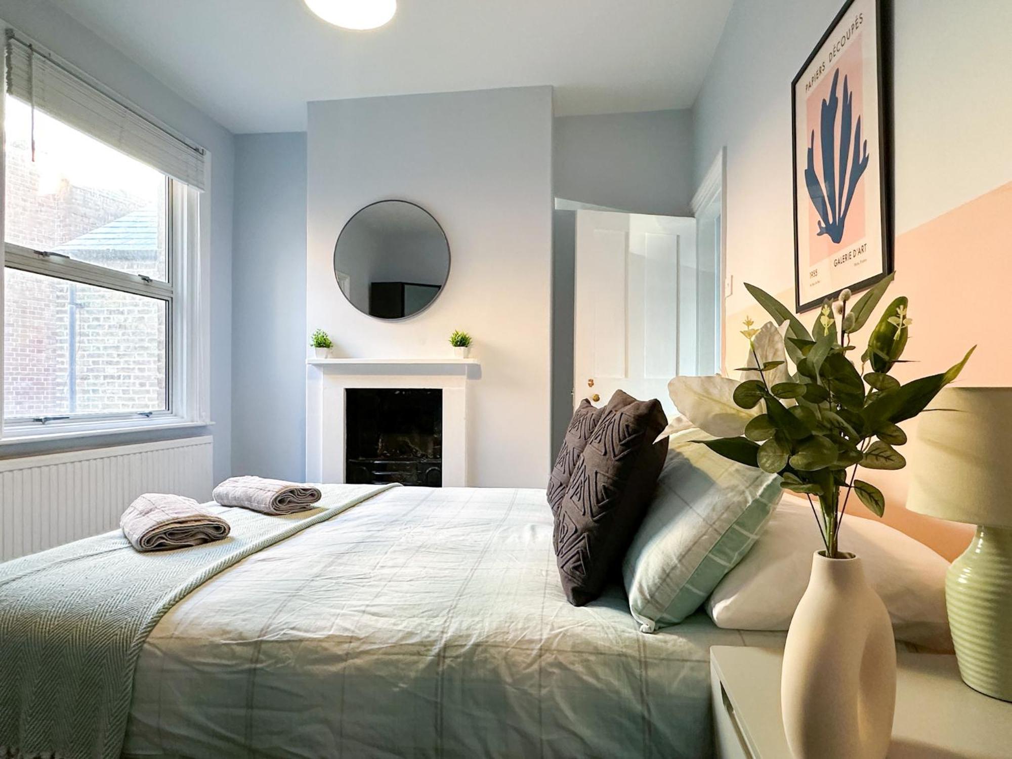 Stylish 3-Bedroom Home In Canterbury City-Centre - Superb Location! Экстерьер фото