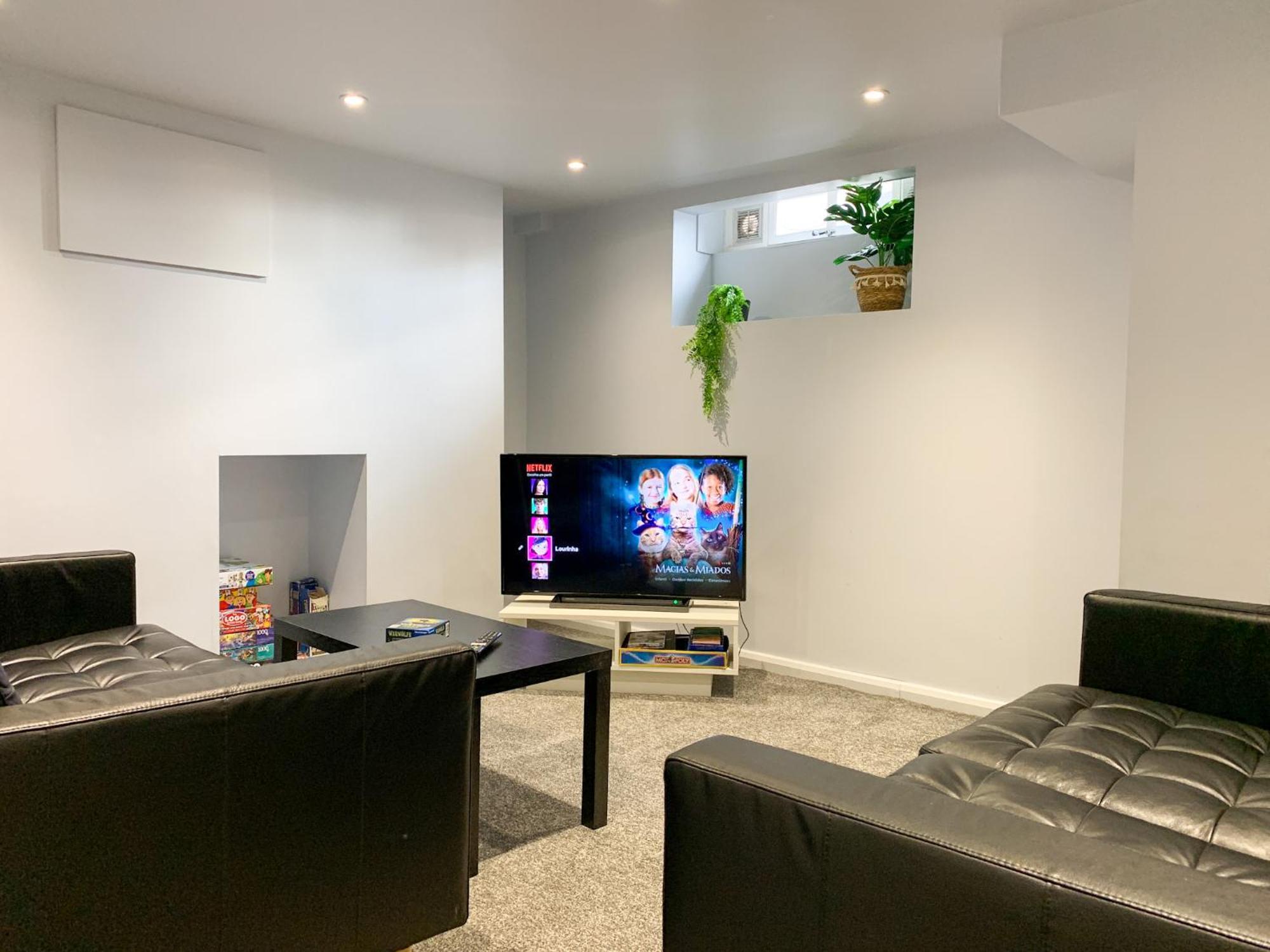 Stylish 3-Bedroom Home In Canterbury City-Centre - Superb Location! Экстерьер фото